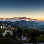 Hotel Friesacherhof