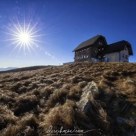 فندق Friesacherhof